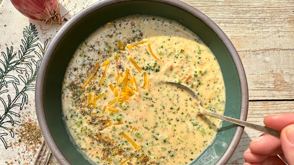Creamy Broccoli and Cheddar Soup
